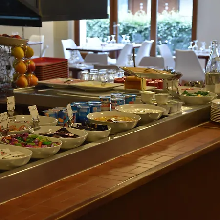 Initial By Balladins 3*