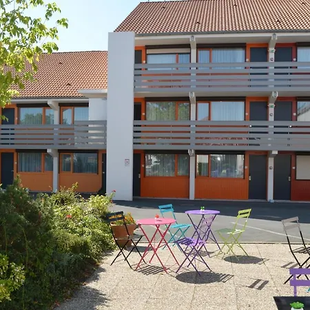 Initial By Balladins 3*