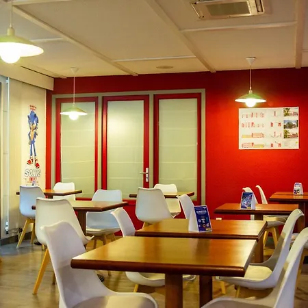 Balladins Hotel 3*