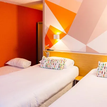 Initial By Balladins