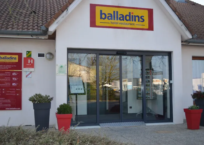 Initial By Balladins