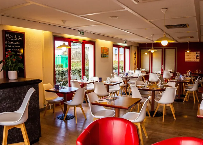 Initial By Balladins 3* 永河畔拉罗什