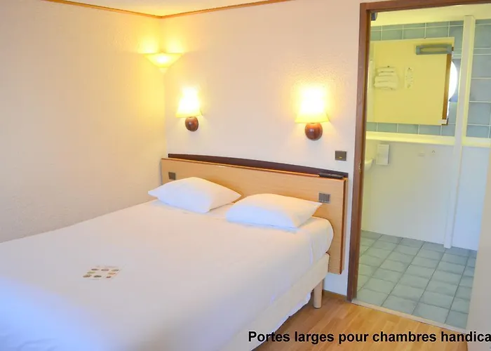 Initial By Balladins מלון 3*