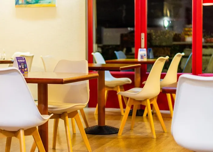 Initial By Balladins