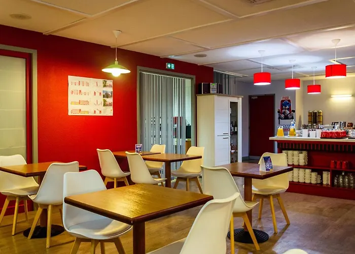 Initial By Balladins